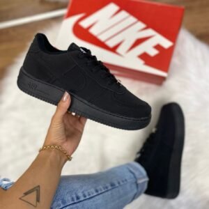 Tenis Air Force Preto Nike