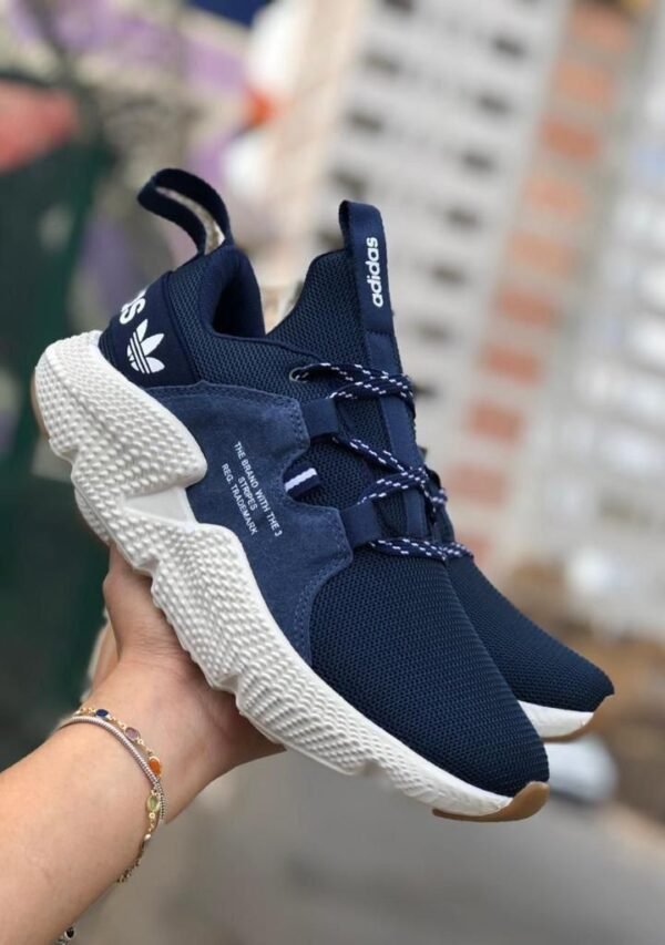 Tênis Esportivo Azul Marinho Adidas