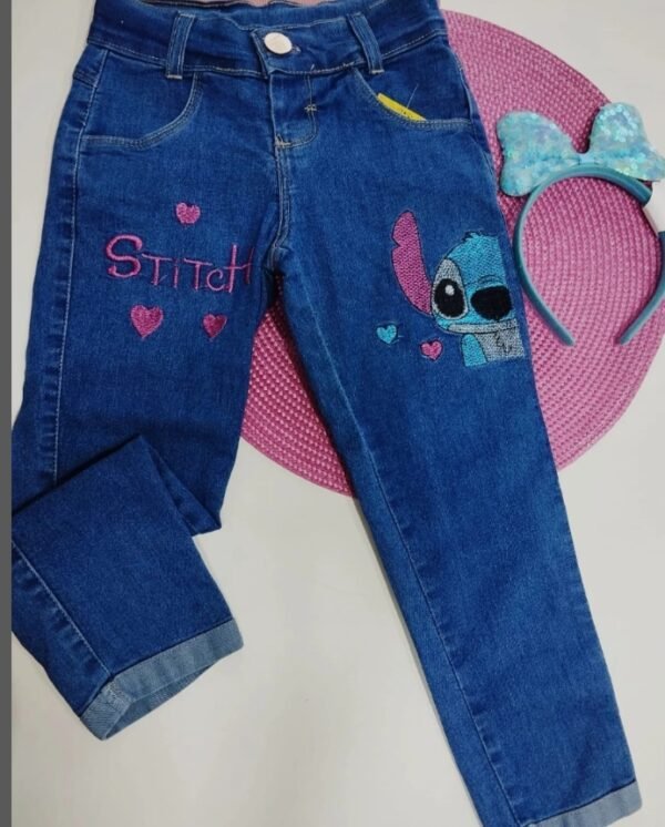 Calça Jeans Infantil Stitch Cordão Rosa Na Cintura Polho Kids